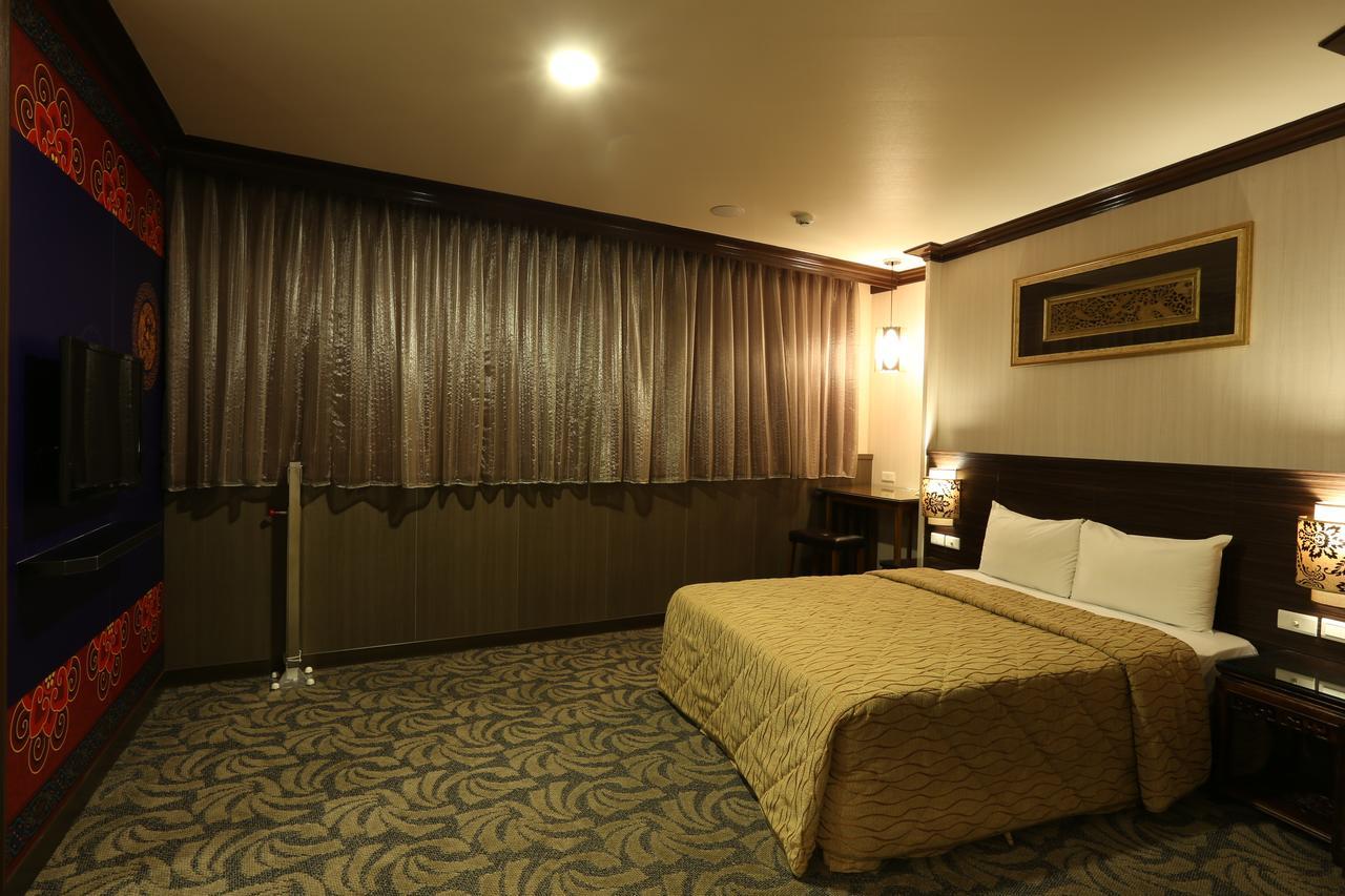 Monalisa Hotel Tainan Eksteriør billede