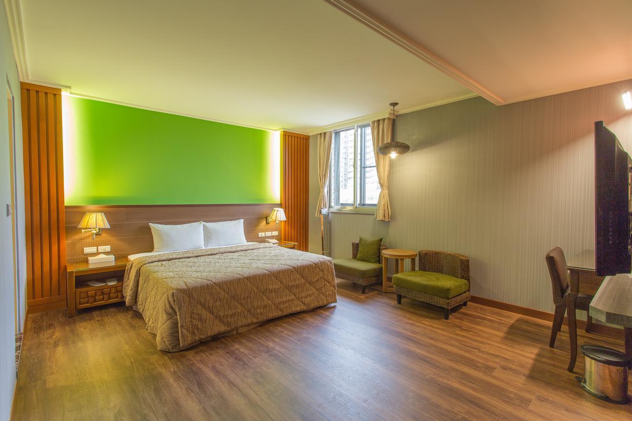 Monalisa Hotel Tainan Eksteriør billede